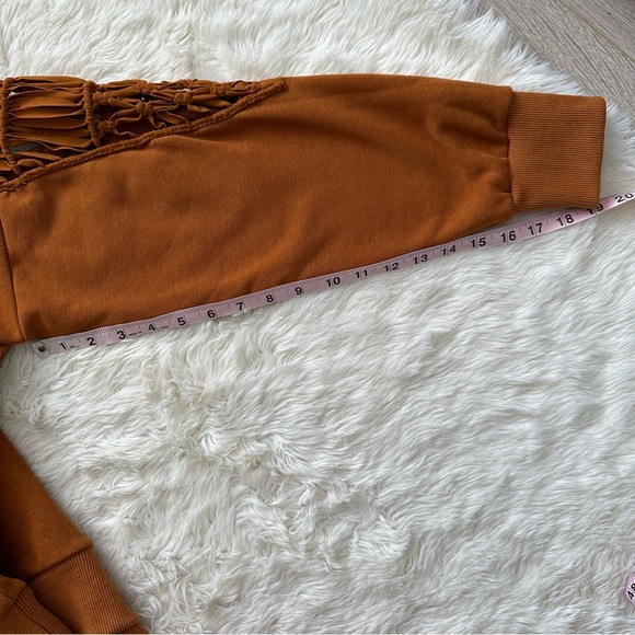 Carbon38 Sweatshirt Macrame Shoulder Pullover Long Sleeve Caramel Cafe XS - Picture 12 of 14